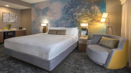 Executive Queen Suite with Sofa Bed