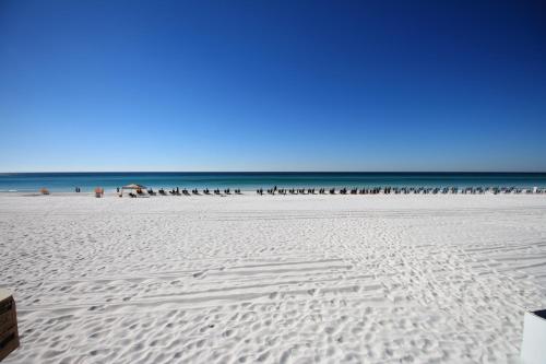 Sleeps 8! Newly Remodeled Beachfront Condo 10th Floor Gulf Views at Westwinds in Sandestin