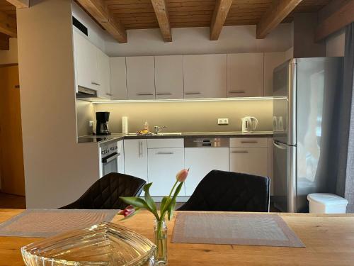 Seppl Stoba in สครุนส์