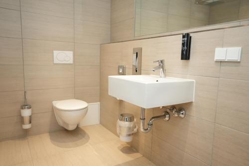 Deluxe Single Room image 1