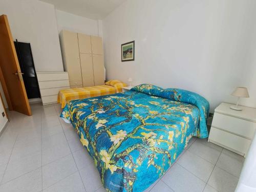 R31 Numana trilocale con terrazzo vista mare