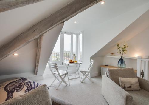 Sunnyside Street an Pol