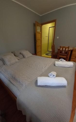 Quadruple Room with Mountain View image 2