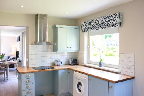 4 bedroom holiday home with wheelchair accessible bathroom 2km from Kenmare