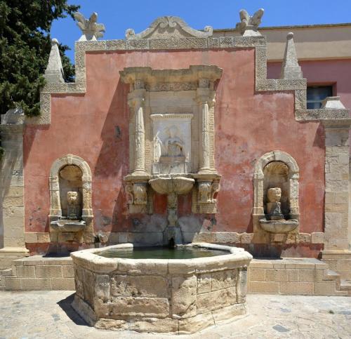 Casa Onorato fratelli Liggieri in Militello in Val di Catania