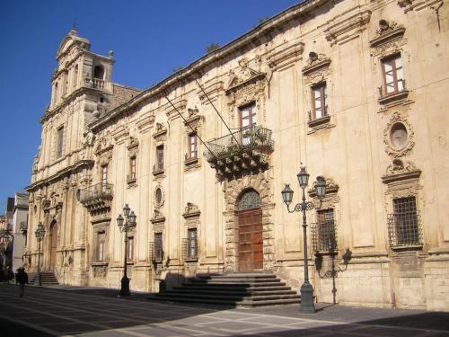 Casa Onorato fratelli Liggieri in Militello in Val di Catania