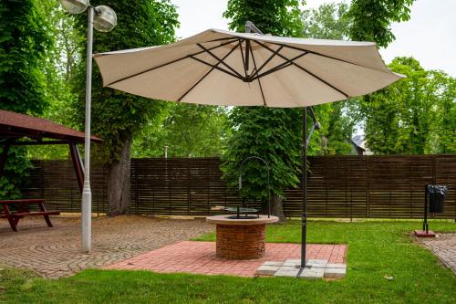 Instalaciones, Accomo Apartmanhaz in Siofok