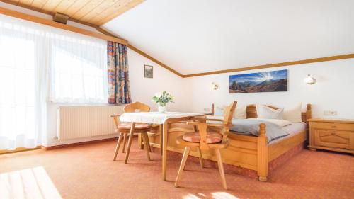 Haus Gleinser - Neustift im Stubaital in Gasteig