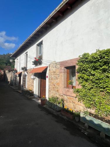 Casa en Treceño 5 Dormitorios y 2 Plantas