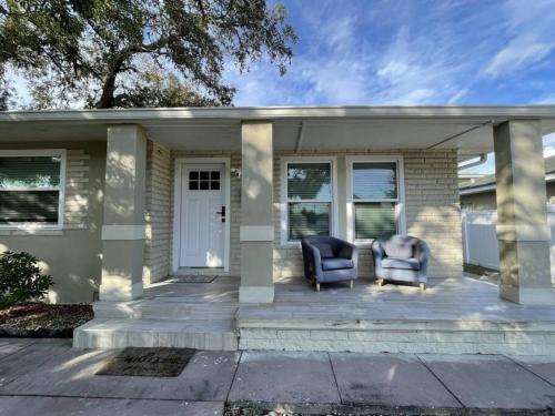 Family house in St Petersburg in St Petersburg, USA