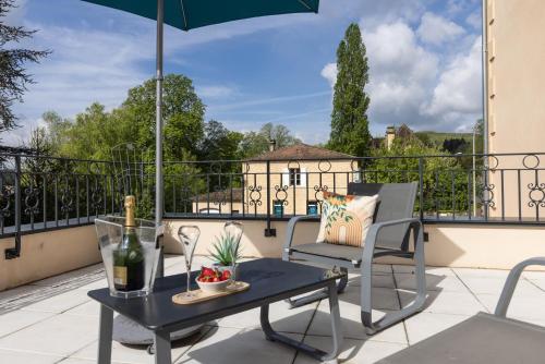 Double or Twin Room with Terrace