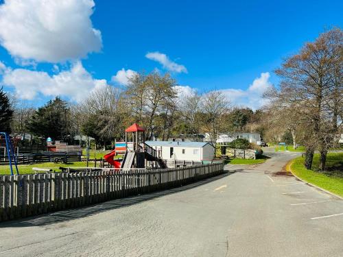 Roslyn at Lower Hyde Park, Isle of Wight, Shanklin (fotografie 3)