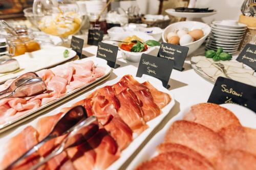 Amplatz 1523 - B&B and Suites