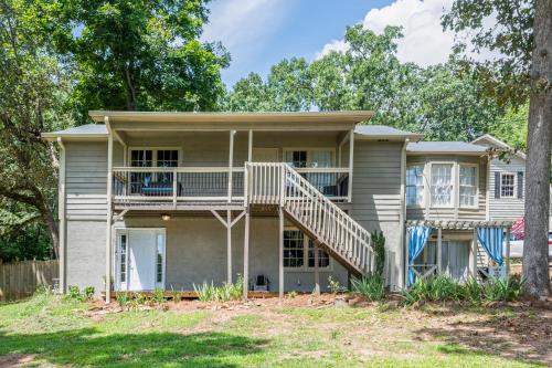 5BR Combined Units with Hot tub and Grill 5BR Combined Units with Hot tub and Grill