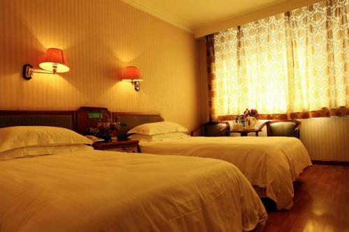 Far East Hotel