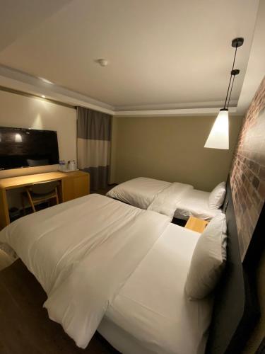 苓旅中山館-Lininn ZhongShan