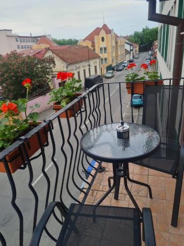 Flowers in the Center Flowers in the Center