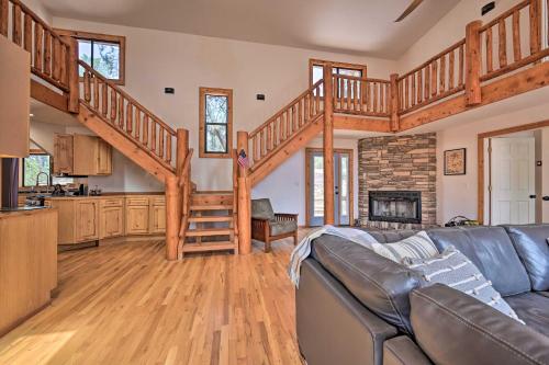 Payson Cabin with Deck, Grill and Mountain Views