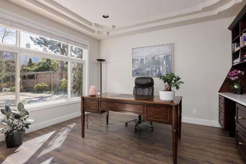 West Coast Cozy Home in Richmond, Canada