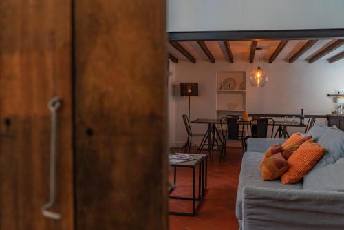 Loft calme à la Maison Carrée - Une Nuit à Nîmes - image 5