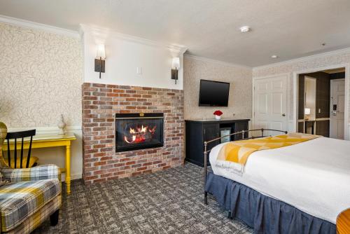 Apple Farm Inn - image 9