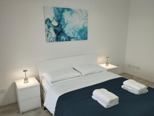 One-Bedroom Apartment image 10