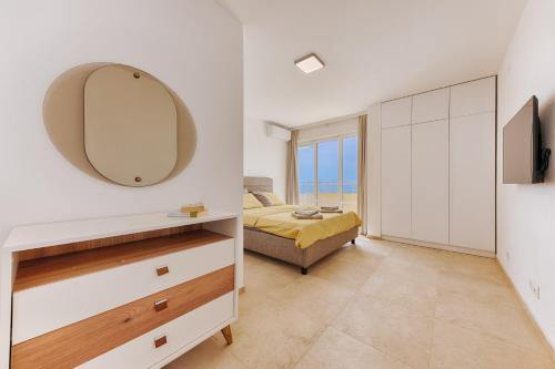 MonteCasa Seaview Rooms - image 5