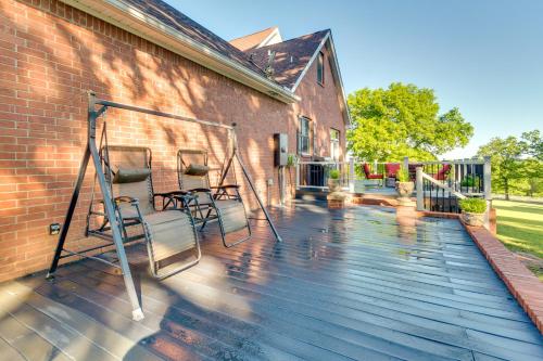 Spacious Greenbrier Vacation Rental on about 4 Acres! in Greenbrier (AR)