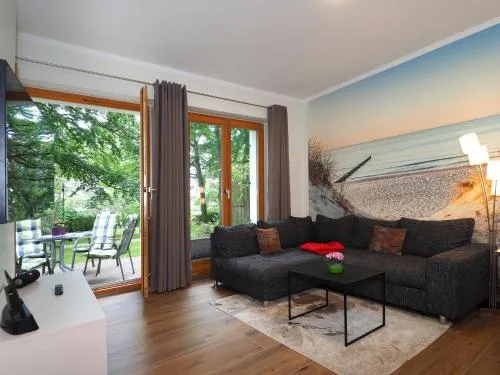 Kaiservillen Heringsdorf - 2-Raum-Ferienwohnung mit 1 Schlafzimmer und Terrasse DG22 in Heringsdorf, Deutschland