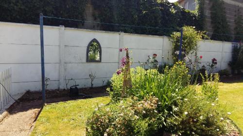 Lovely 4-Bed House in rural West France