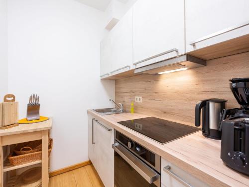 Kaiservillen Heringsdorf - 1-Raum-Ferienwohnung mit Terrasse DG21 - image 2