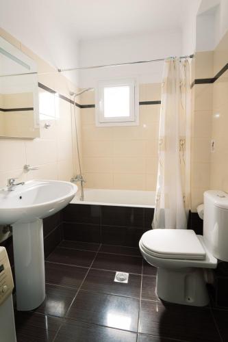 Mandis Apartments