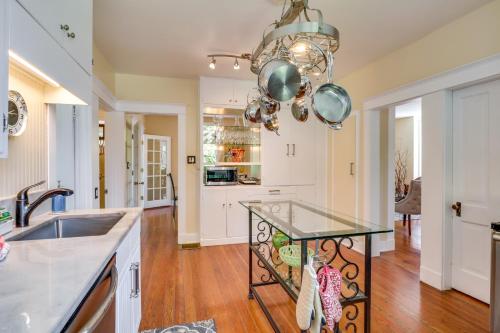 Historic and Charming Salem Home with Mill Creek Views! - image 10