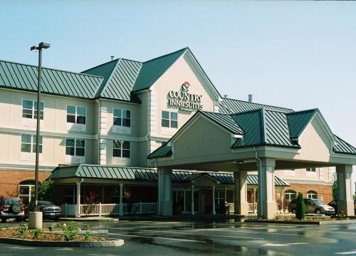 Country Inn & Suites by Radisson, Brockton (Boston), MA