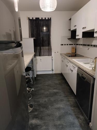 Cosy Apartment Strasbourg West Free Parking & Tram Access, Strasbourg (photo 6)