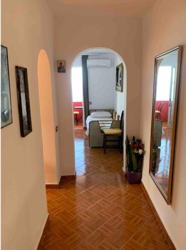 One-Bedroom Apartment image 8