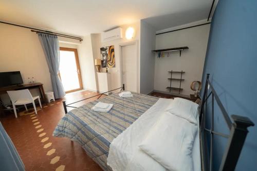  Villa Borgo degli Artisti Exclusive in Aulla