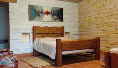1 double bed, 1 twin bed