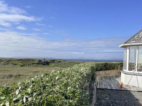 Lands End Cottage - Connemara in Cleggan