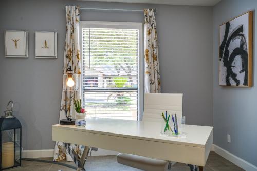 Serene San Antonio Vacation Home with Smart TVs in San Antonio, USA