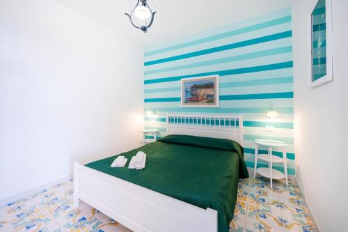 Apartment Maestrale with Balcony & Sea View