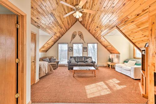 Ski-In/Ski-Out Ghent Cabin w/ Mountain Views! in Ghent (WV)