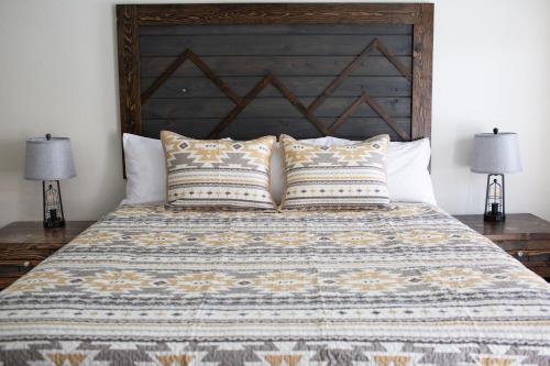 Pine Lodge in Saratoga (WY)