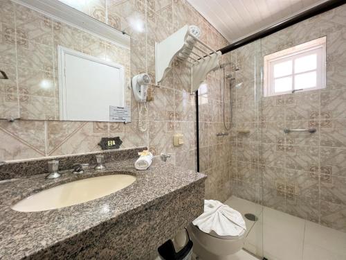 Double Room with Balcony image 1