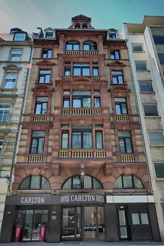 Carlton Hotel