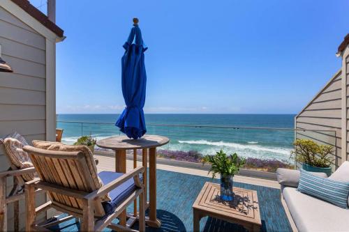 NEW OCEAN FRONT - Lux Town Home