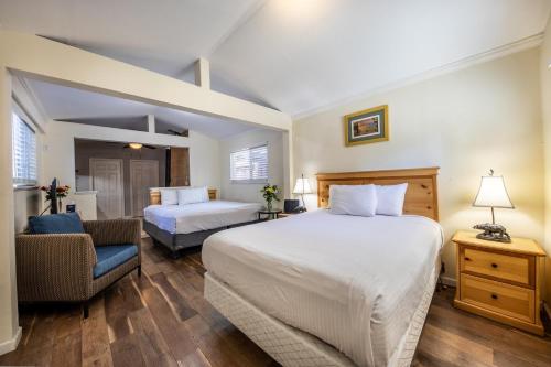 2 double beds