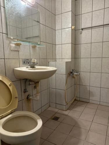 Shower, 丸松商旅 in Miaoli