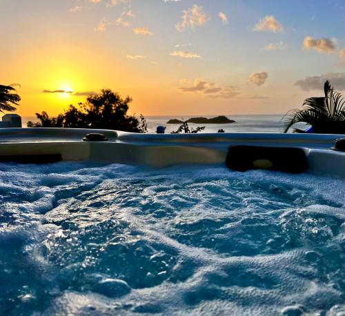Sunset Lodge 3