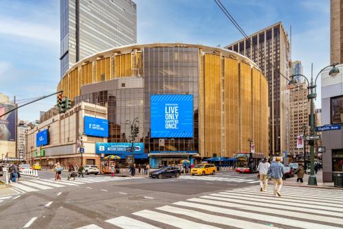 Nearby attraction, West 30th Street Guest House in Chelsea